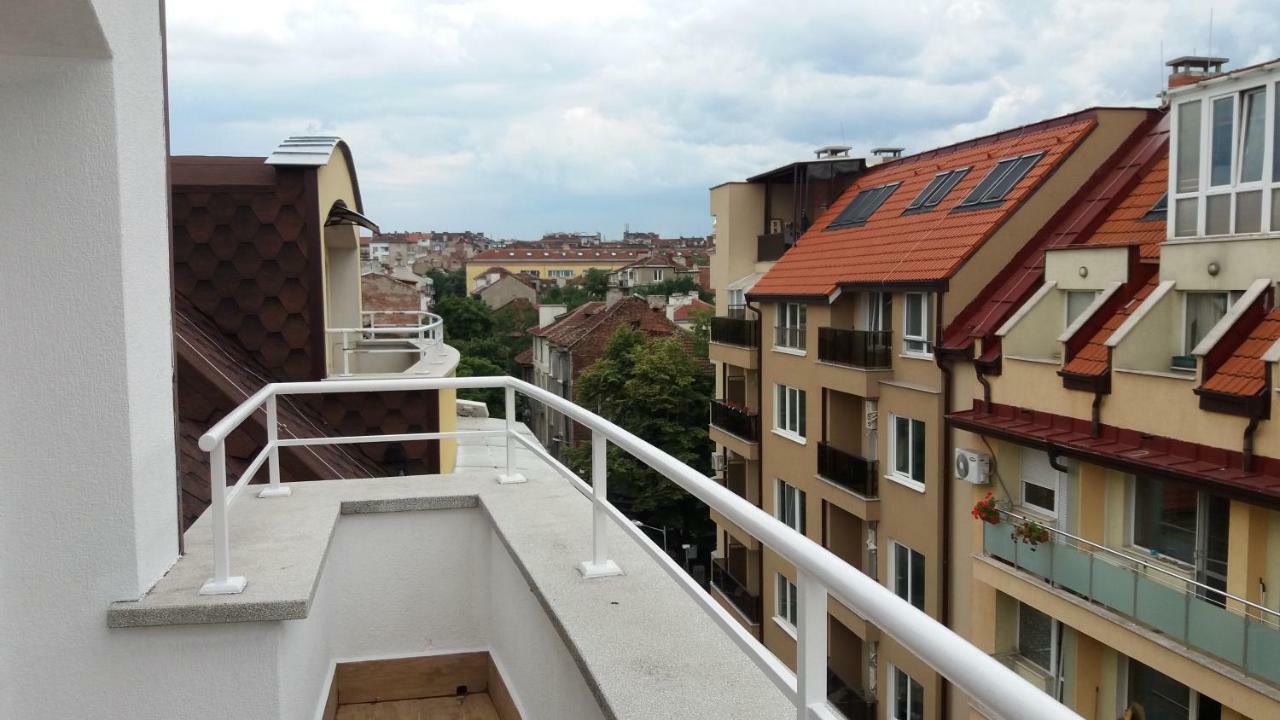 Dunav House